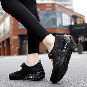 Chaussures orthopédiques Perforées