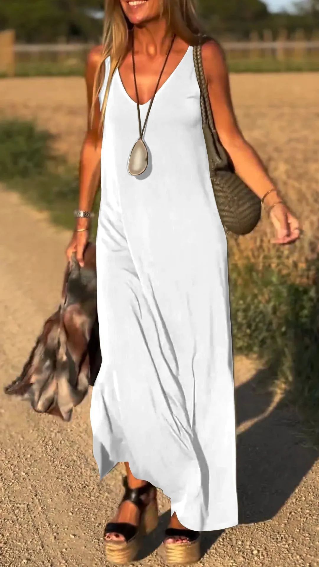 Robe sexy à bretelles et col en V