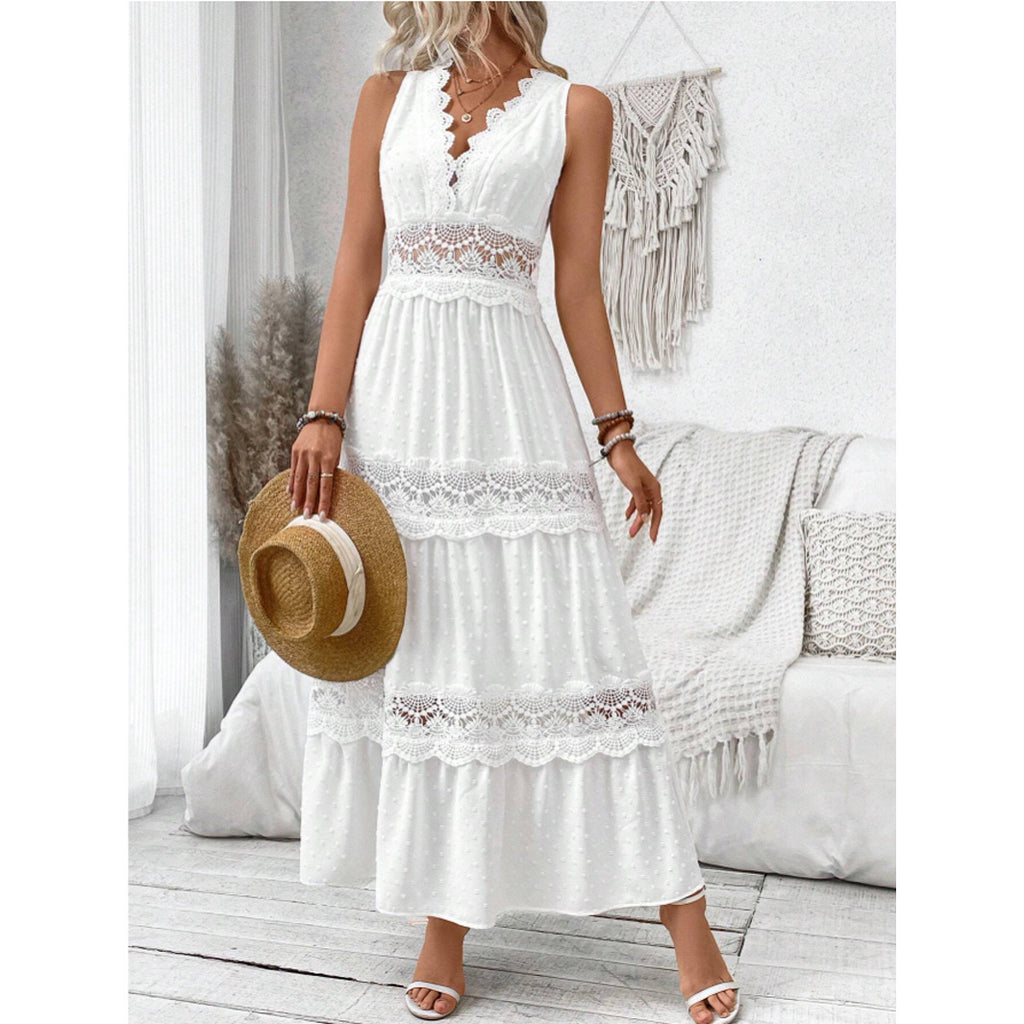 Robe à dentelle et col en V - FEMME FATALE