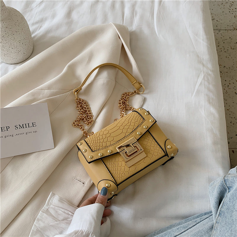 Sac messager texturé à chaîne