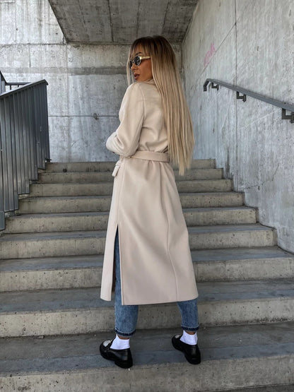 Veste croisée à revers fendue avec ceinture