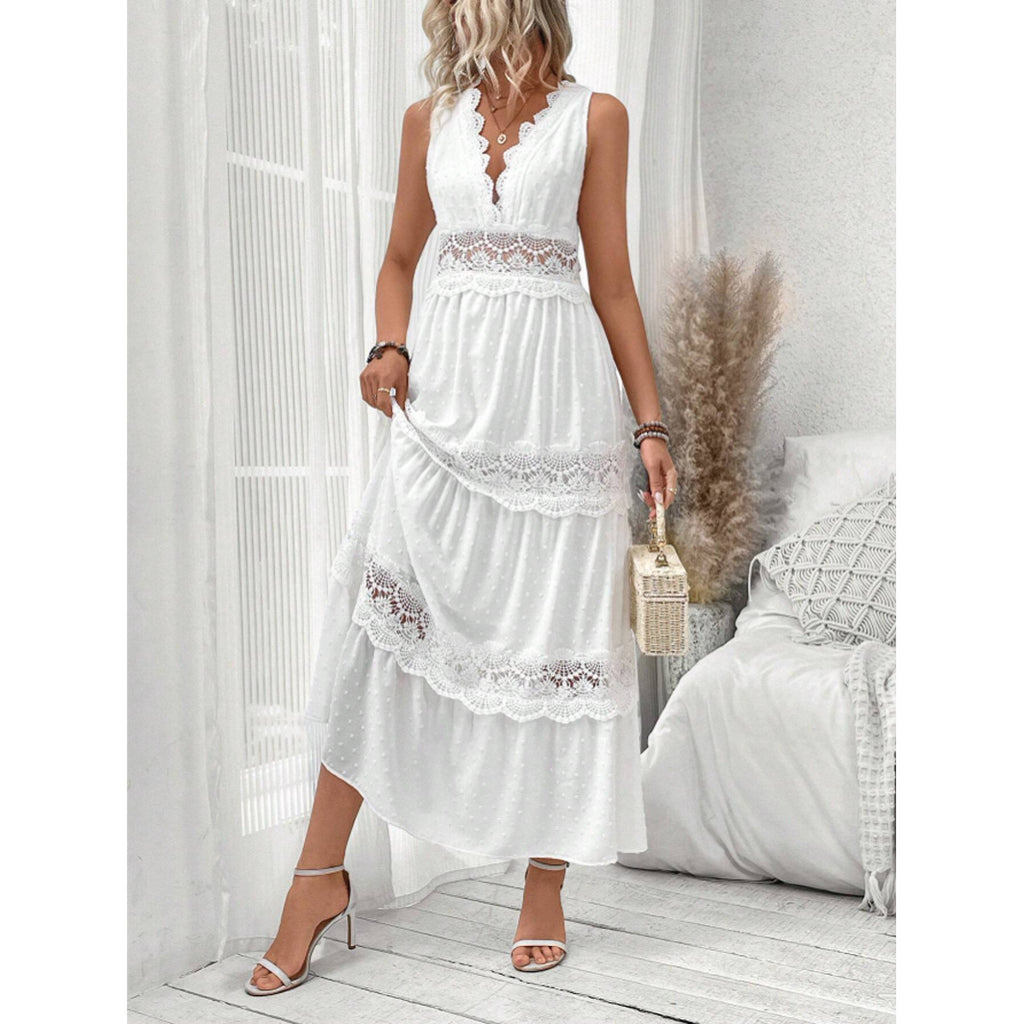 Robe à dentelle et col en V - FEMME FATALE