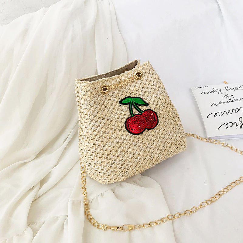 Sac seau femme à chaîne