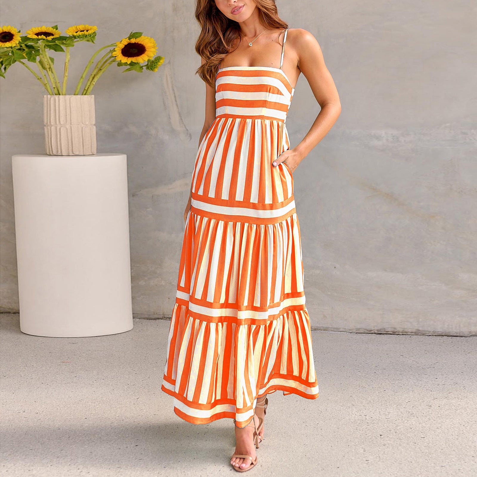 Robe longue à bretelles avec poches - FEMME FATALE