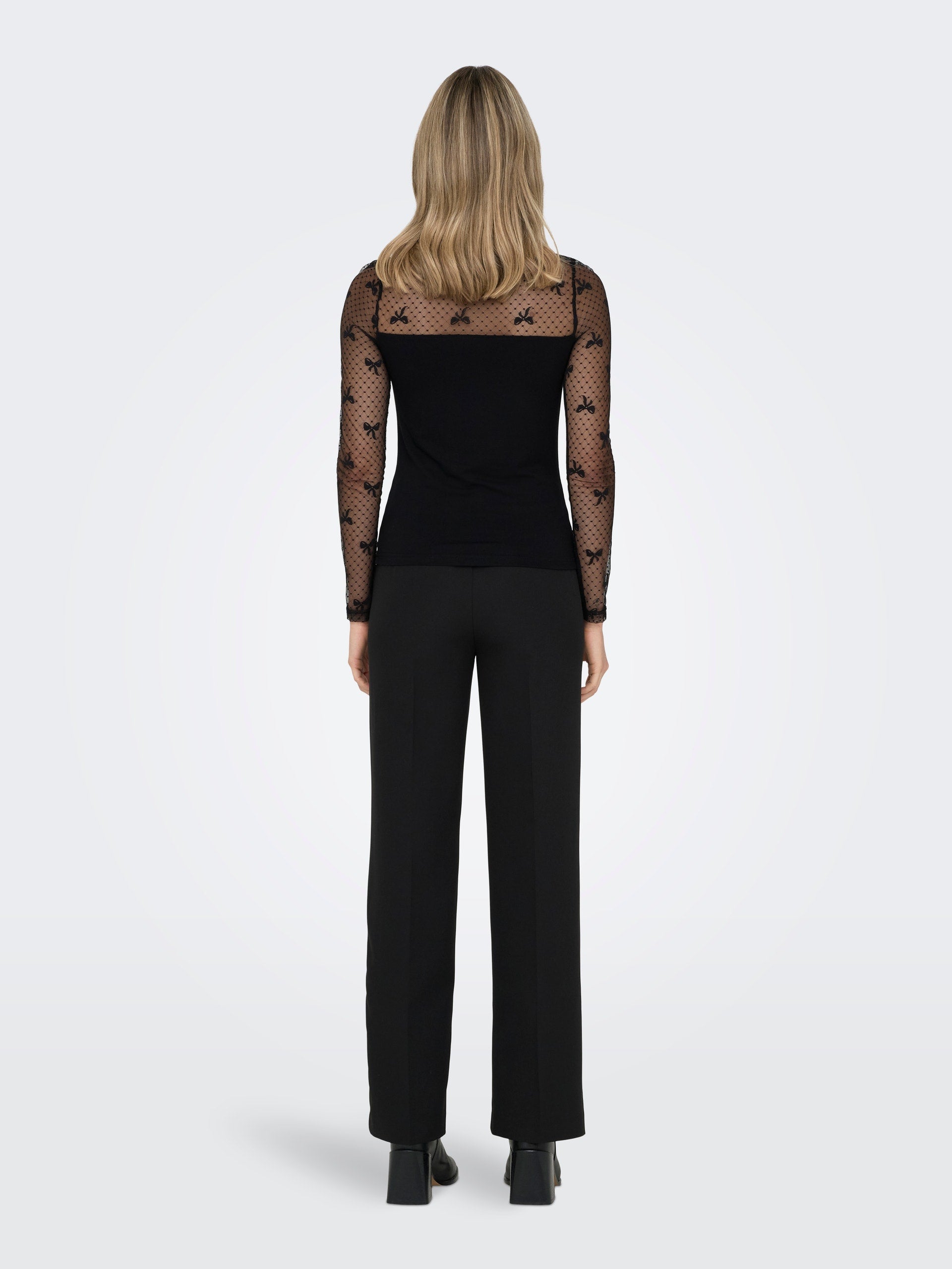 Top Fatale - FEMME FATALE