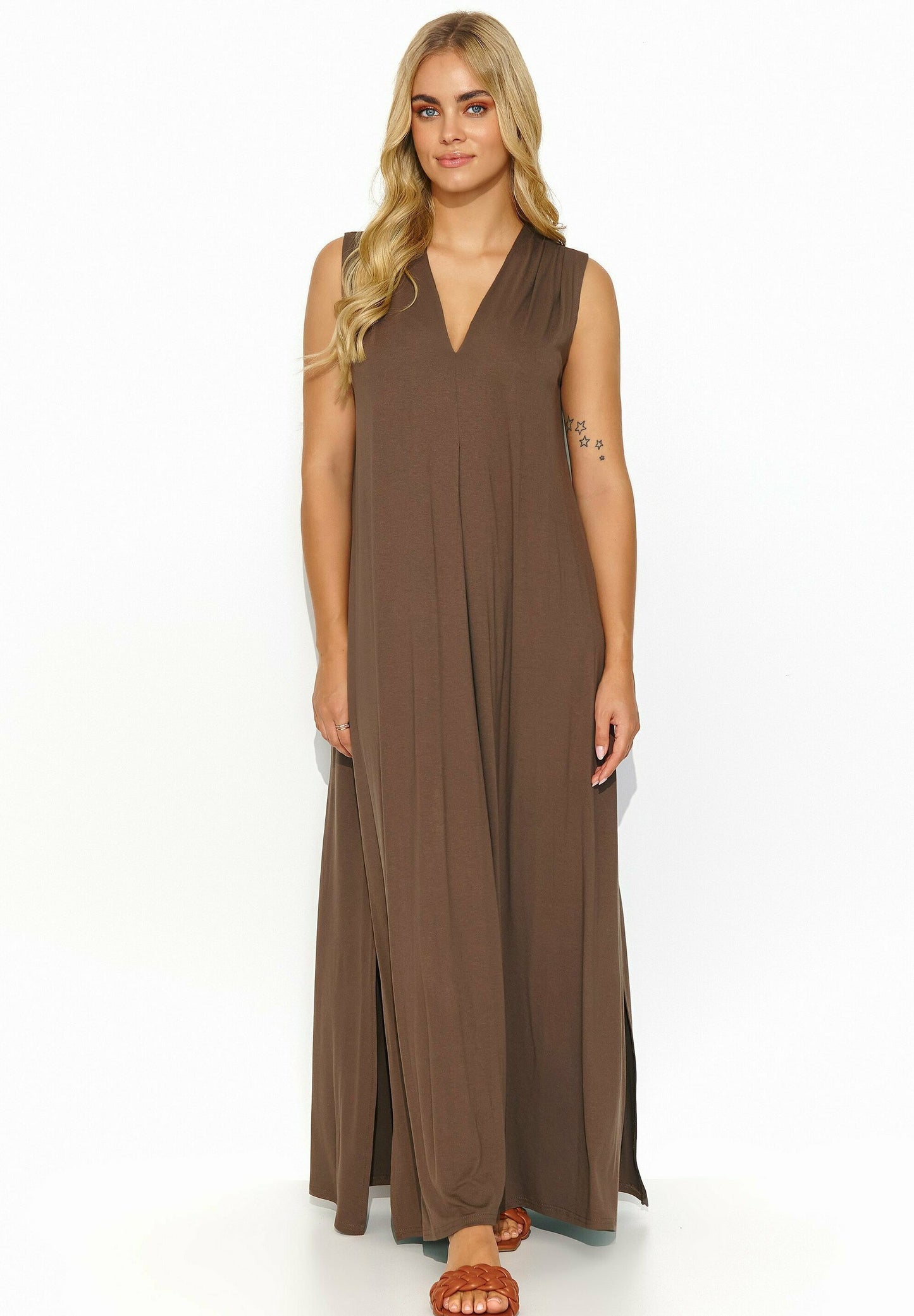 Robe longue d'été à col en V