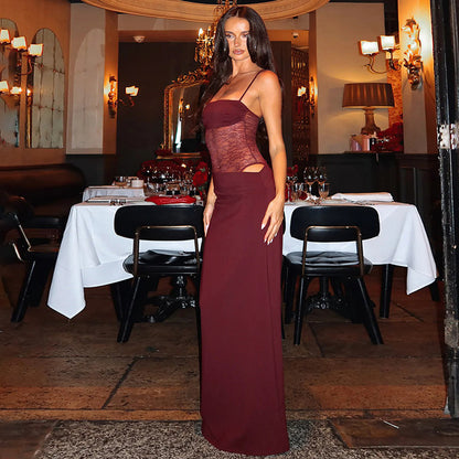 Robe porte-jarretelles en dentelle