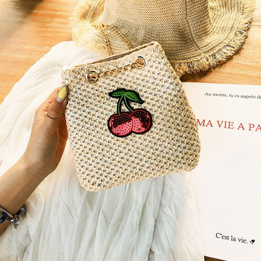 Sac seau femme à chaîne