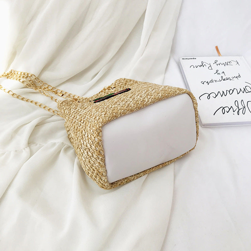 Sac seau femme à chaîne