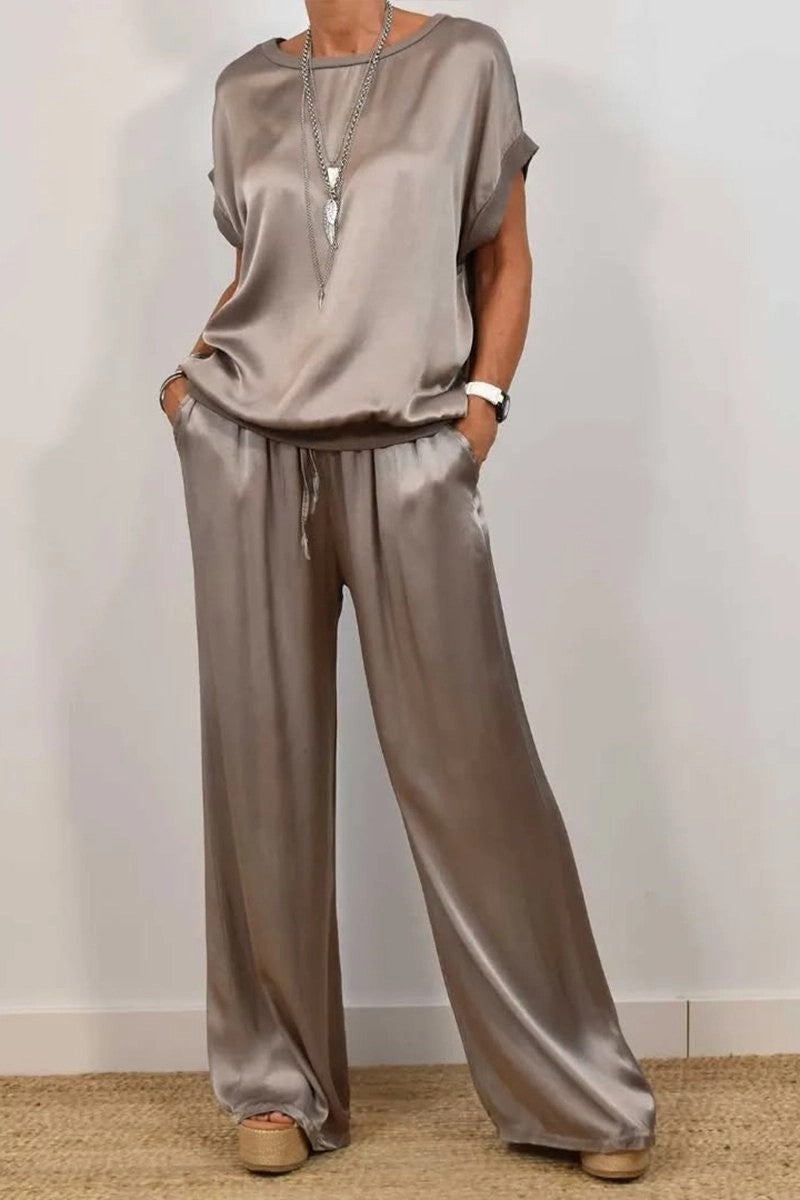 Ensemble Satin Camel